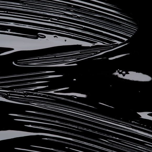 KVD BEAUTY FULL SLEEVE LONG + DEFINED TUBING MASCARA. - Picture 2 of 14